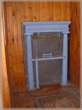 The 404 front entrance scale